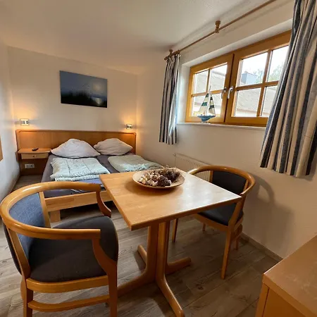 Hoefthus 8 Alt Reddevitz